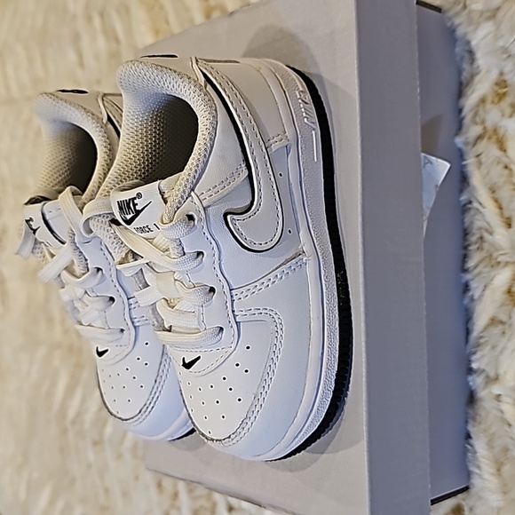 Nike Force 1 low with box - Picture 3 of 8